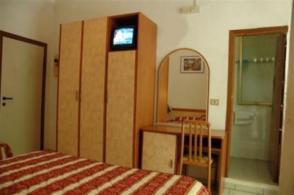 Hotel Roma Residenza Cervia Exterior photo